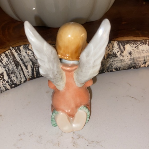 VTG Herend Hungary Pottery - Small Angel
Measures: 3.25" - Picture 3 of 4